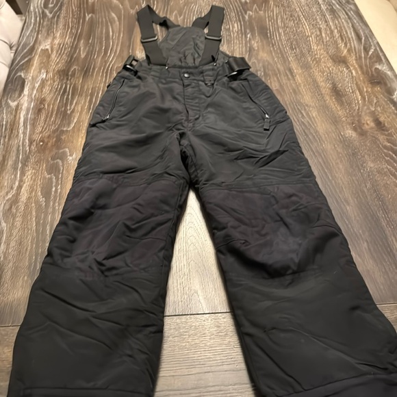 BLACK DOT SNOW OVERALLS SIZE MEDIUM 10/12 YOUTH - Picture 1 of 8